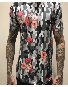 Camiseta camuflaje flores
