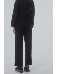 Pantalón negro punto 2