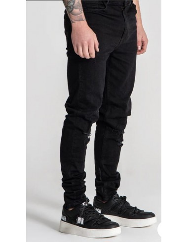 Tejano Negro con Roturas