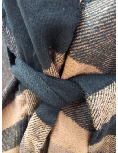 Ponxo de Cuadros Negro/Marron con...