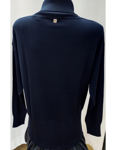 Jersey Azul Marino Cuello Alto