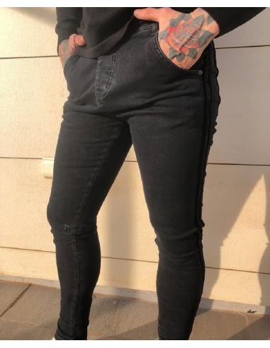 Pantalón skinny negro